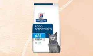 Hill's Prescription Diet d/d - karma dla kota z alergią pokarmową, z kaczką i zielonym groszkiem. Weterynarz poleca.